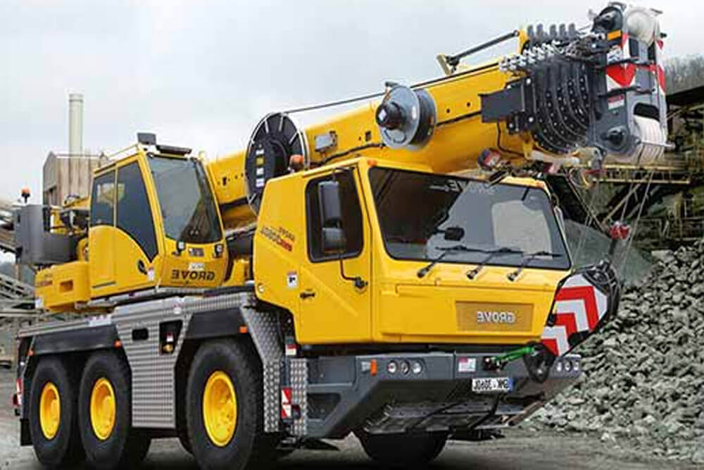 Cranes at Bombay General Land Transport